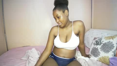 Snapshot of miss_worldfire chatting on 17, 5, 2026 miss_worldfire online show from 17, 5, 2026