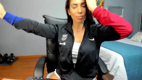 Snapshot of missale chatting on 18, 1, 2025 Alesyamuscledoll online show from 18, 1, 2025