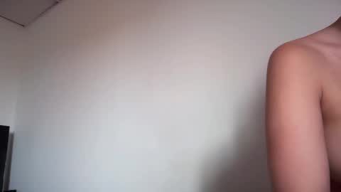 Snapshot of missameliah chatting on 26, 9, 2025 Ameliahs online show from 26, 9, 2025