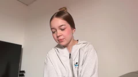 Snapshot of missameliah chatting on 3, 10, 2025 Ameliahs online show from 3, 10, 2025