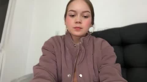 Snapshot of missameliah chatting on 29, 11, 2025 Ameliahs online show from 29, 11, 2025