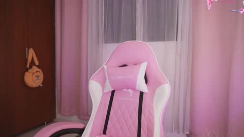 Snapshot of missara_ chatting on 16, 12, 2025 missara_ online show from 16, 12, 2025