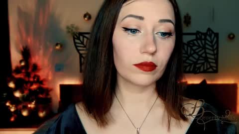 The divine Beverly online show from 19, 12, 2024