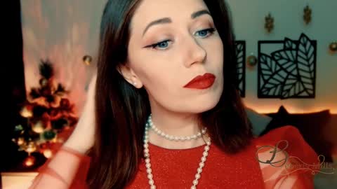 The divine Beverly online show from 22, 12, 2024