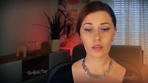 The divine Beverly online show from 3, 3, 2026