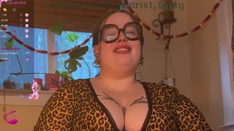 Miss Bika online show from 3, 1, 2025