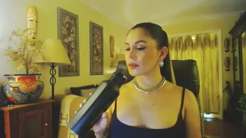 Snapshot of missbrownx chatting on 7, 7, 2026 Brownie -P online show from 7, 7, 2026