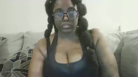 Snapshot of misscc9913 chatting on 4, 12, 2025 misscc9913 online show from 4, 12, 2025