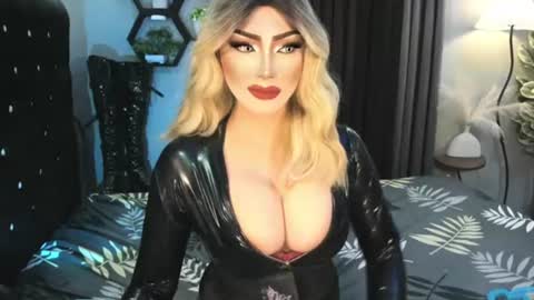 PRIESTESS CHANNEL online show from 28, 6, 2026