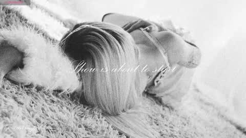 Chloe freelance model Please your thumbs up are important  online show from 21, 10, 2025