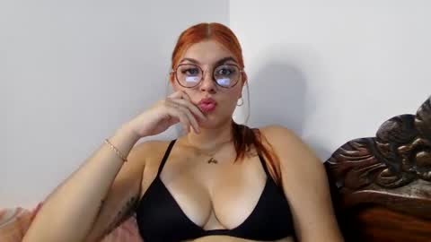 Snapshot of missdarcy_ chatting on 1, 7, 2026 Darcy online show from 1, 7, 2026