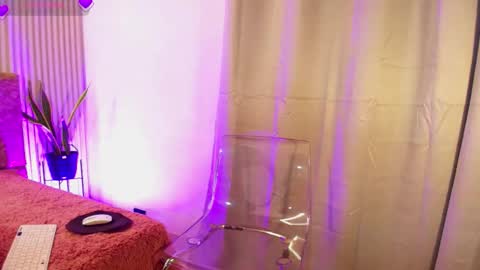 Snapshot of missdionne__curly chatting on 9, 1, 2026 DIONNE online show from 9, 1, 2026