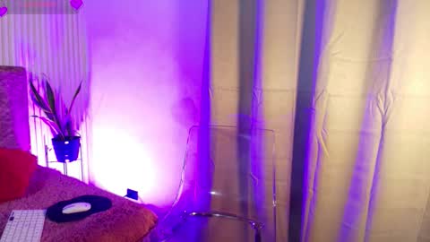 Snapshot of missdionne__curly chatting on 14, 1, 2026 DIONNE online show from 14, 1, 2026