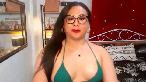 Snapshot of missdominantbigcockx chatting on 18, 4, 2026 missdominantbigcockx online show from 18, 4, 2026