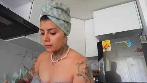 Snapshot of misselii chatting on 26, 1, 2025 melodie online show from 26, 1, 2025