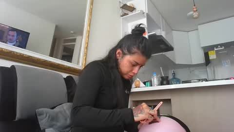 Snapshot of misselii chatting on 23, 2, 2025 melodie online show from 23, 2, 2025