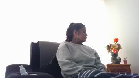 Snapshot of misselii chatting on 7, 3, 2025 melodie online show from 7, 3, 2025