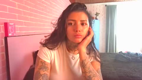 Snapshot of misselii chatting on 18, 9, 2025 melodie online show from 18, 9, 2025