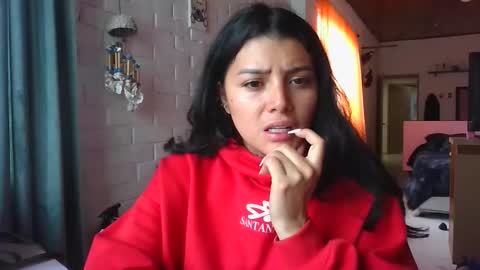 Snapshot of misselii chatting on 6, 10, 2025 melodie online show from 6, 10, 2025