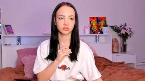 Hello dear my name Elisa online show from 11, 3, 2026