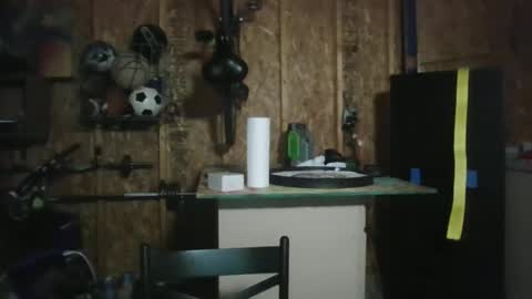 misshoneybadger333 online show from 22, 9, 2025