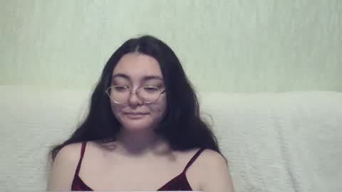 missis mona online show from 18, 12, 2024