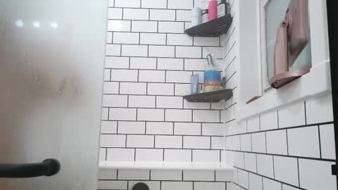 Snapshot of missjuulz chatting on 17, 12, 2025 Juulz online show from 17, 12, 2025