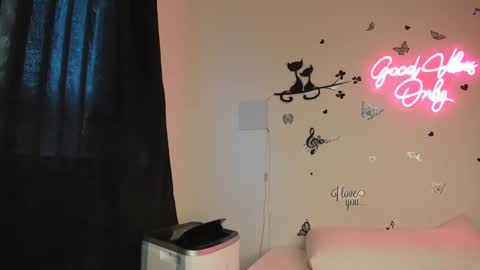 Snapshot of misskarinahilton chatting on 20, 9, 2025 MissKarinaHilton online show from 20, 9, 2025