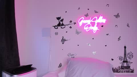 Snapshot of misskarinahilton chatting on 28, 9, 2025 MissKarinaHilton online show from 28, 9, 2025