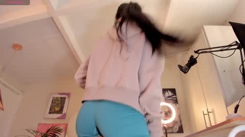 Ania online show from 18, 1, 2025