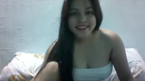 Snapshot of misskitty2xxx chatting on 6, 12, 2024 Merry online show from 6, 12, 2024