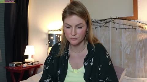 Snapshot of misslucci chatting on 11, 12, 2024 Misslucci online show from 11, 12, 2024