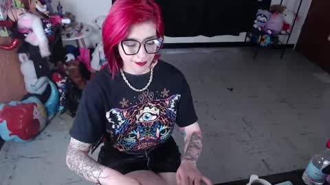 Snapshot of missmia2 chatting on 12, 2, 2025 Miss Mia online show from 12, 2, 2025