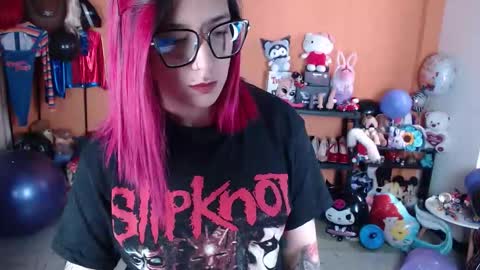 Snapshot of missmia2 chatting on 25, 9, 2025 Miss Mia online show from 25, 9, 2025