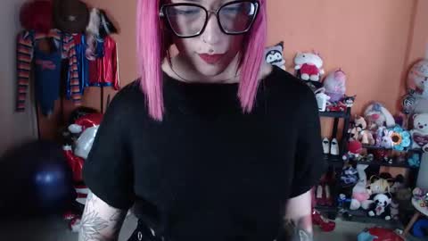 Snapshot of missmia2 chatting on 20, 12, 2025 Miss Mia online show from 20, 12, 2025