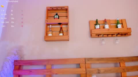 Mia  online show from 30, 10, 2025