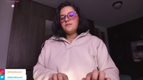 MissMoon online show from 4, 11, 2025