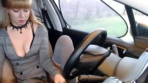 Snapshot of missofkiss chatting on 11, 11, 2025 Olenka online show from 11, 11, 2025