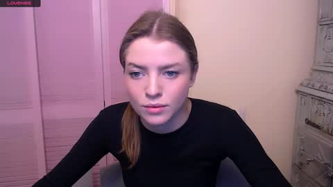 Snapshot of missoliviaa_ chatting on 22, 12, 2024 Olivia online show from 22, 12, 2024