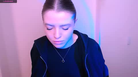 Olivia online show from 18, 12, 2025