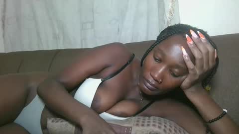 pretty gal online show from 31, 10, 2025