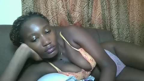 pretty gal online show from 15, 11, 2025