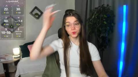 misss_evelyne online show from 23, 12, 2025