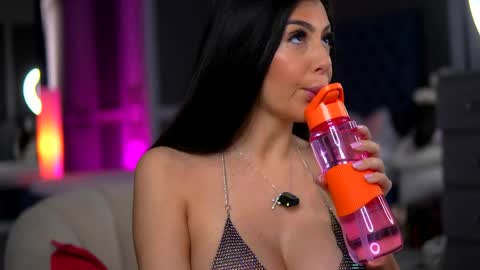 Snapshot of misss_megann chatting on 3, 4, 2026 Megann online show from 3, 4, 2026