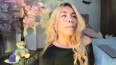 ... Independent model online show from 5, 7, 2026