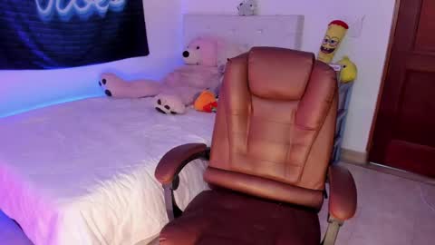  Natalie Texass indepedent model online show from 20, 3, 2026