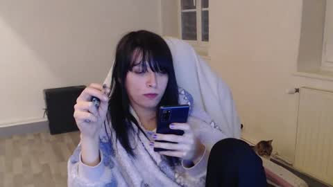 missthon online show from 29, 1, 2025