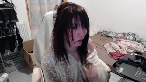 missthon online show from 13, 11, 2025