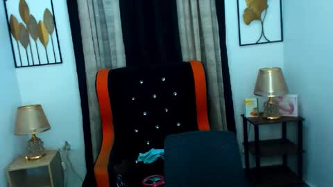 Snapshot of misstressallisonts chatting on 28, 12, 2024 Allisondont forget follow me online show from 28, 12, 2024