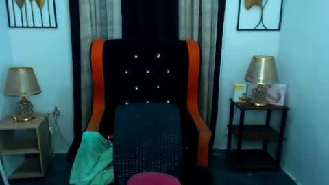 Snapshot of misstressallisonts chatting on 28, 12, 2024 Allisondont forget follow me online show from 28, 12, 2024